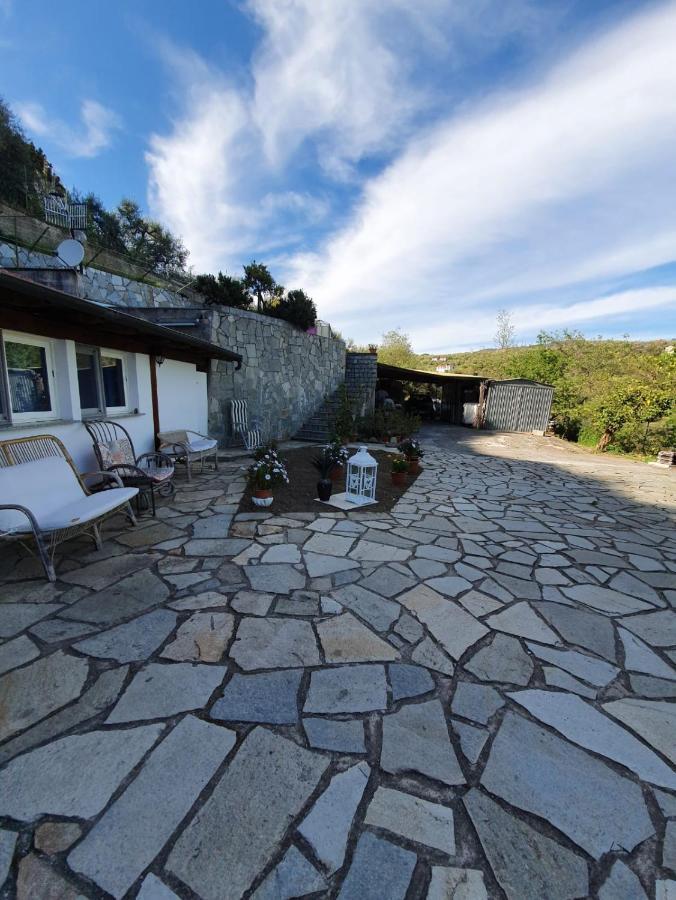 Casa Intera Indipendente Con Giardino Privato Villa Imperia Eksteriør bilde